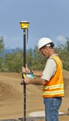 SPS985 GNSS Rover Tablet 018
